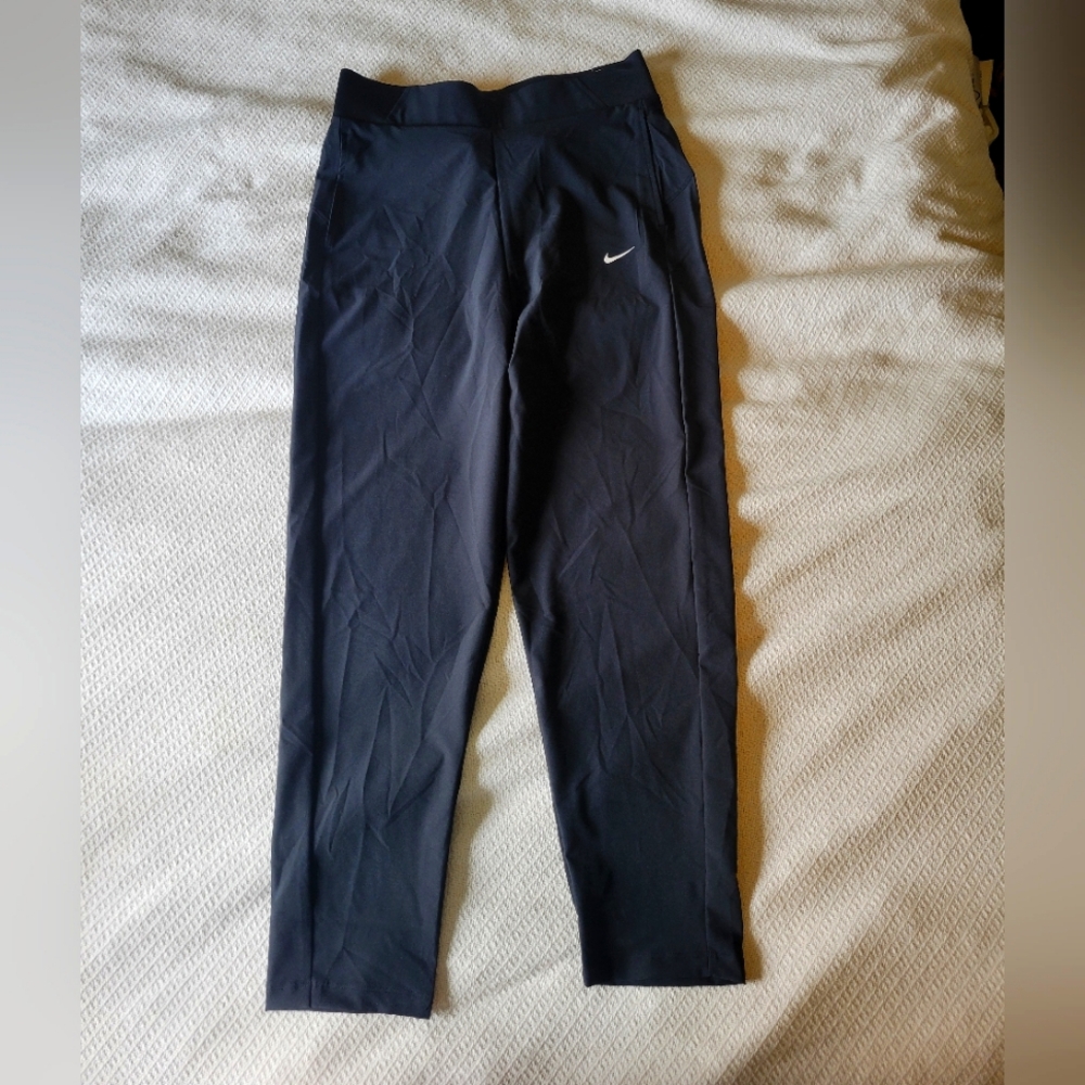 Nike Bliss Victory Pant